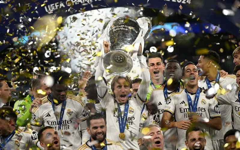 sieu cup chau au la gi tim hieu giai dau danh gia uefa