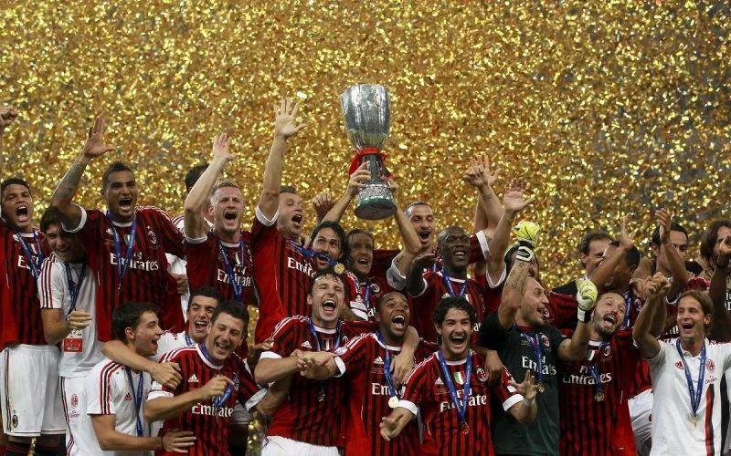 sieu cup chau au la gi tim hieu giai dau danh gia uefa